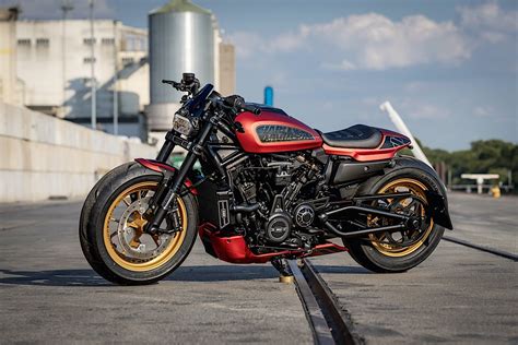 Harley Davidson Sportster Sps 1250 Looks Like That Firefighting Tank Only On Two Wheels