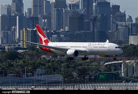 Boeing 787 9 Dreamliner Qantas VH ZNA AirTeamImages