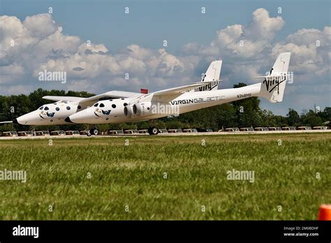 Virgin Galactic Spaceship Two Stock Photo - Alamy