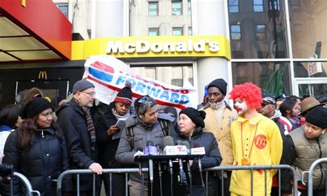 Mcdonalds Workers Complain Of Wage Theft The Epoch Times