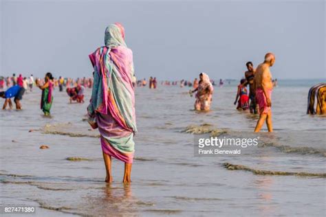 Ganga Sagar Festival Photos and Premium High Res Pictures - Getty Images