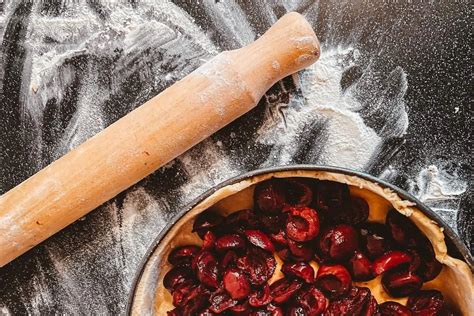 Cómo hacer que el relleno de tarta de cerezas en conserva sepa mejor