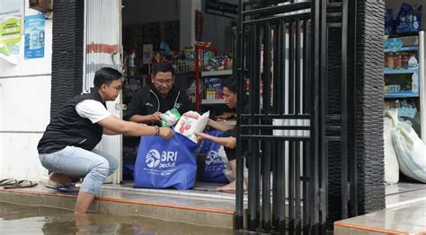 Tanggap Bencana Banjir Bri Peduli Salurkan Bantuan Bagi Warga