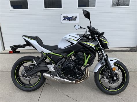 KAWASAKI Z650 ABS BLANC 2020 1 Moto Sport 100 Limites