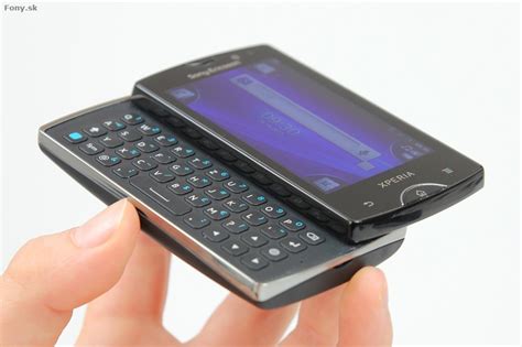 Recenzia Sony Ericsson Xperia Mini Pro Sk17i