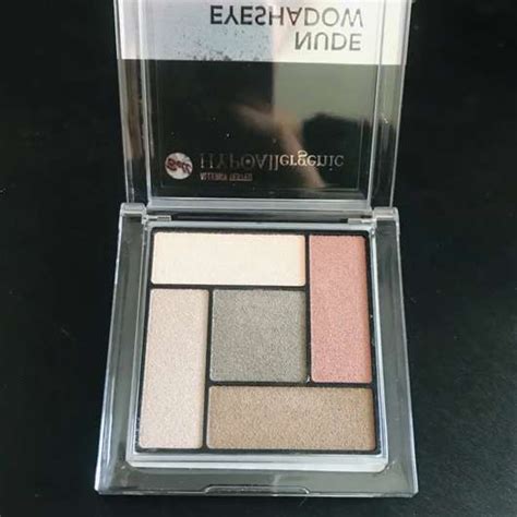 Test Eyeshadow HYPOAllergenic Nude Eyeshadow Farbe 01 Pinkmelon