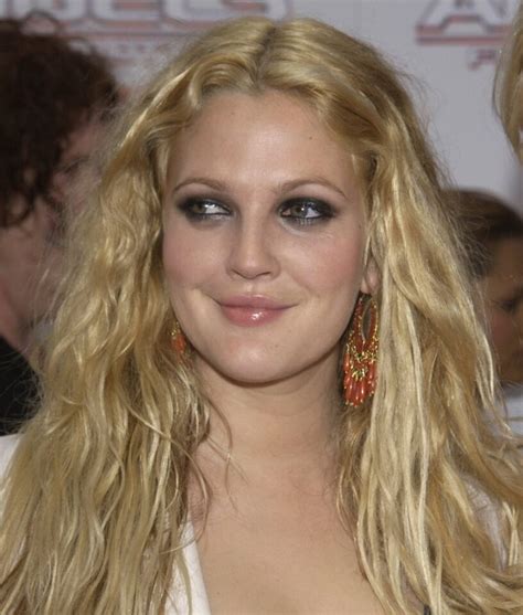 25 Signature Drew Barrymore Hairstyles Throughout Her Career