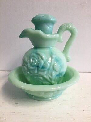 Avon Jadeite Vanity Set Pitcher Decanter Bowl Moonwind Vintage 1986