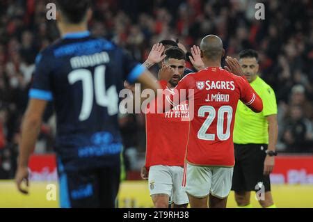 Lisboa El Sl Benfica Ha Acogido A Famalicao En El Est Dio