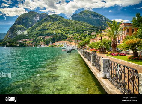 Vista Lago Di Menaggio Lago Di Como Lombardia Italia Foto Stock Alamy