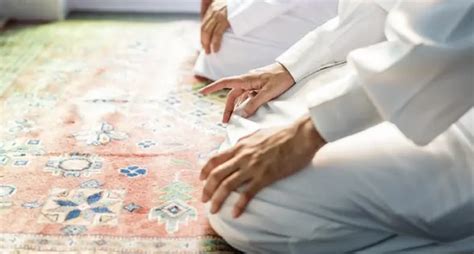 Tips Agar Kaki Tidak Sakit Saat Menunaikan Sholat Tarawih