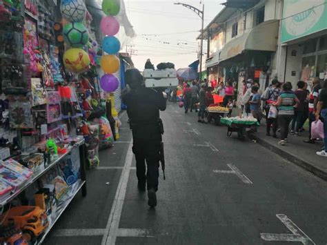 Decomisan Kilos De Pirotecnia En C Rdoba Y Cuitl Huac