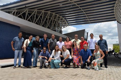 Prefeitos Da Regi O Visitam Obras Da Policl Nica Regional Em Jacobina