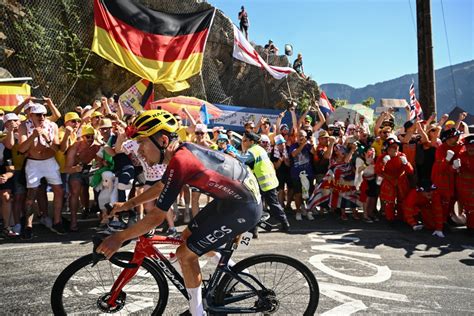 Tour De France Tom Pidcock Gagne L Alpe D Huez Cnews