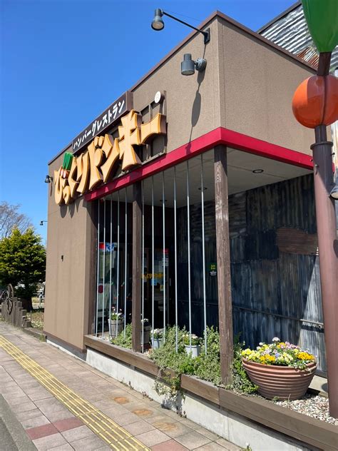 秋田市で大型商業施設にて内装墨出し工事からでした。 秋田市 高橋店装の日々のブログ