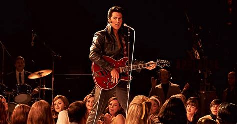 'Elvis': Baz Luhrmann Delivers Exhaustive, Bombastic Biopic of The King ...