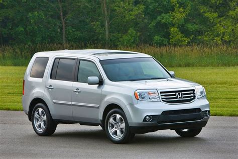 Edmunds car review honda pilot