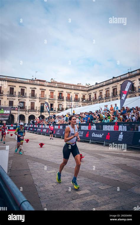 Tamara Vazquez Running In The Ironman Of Vitoria Gasteiz 2023 Stock