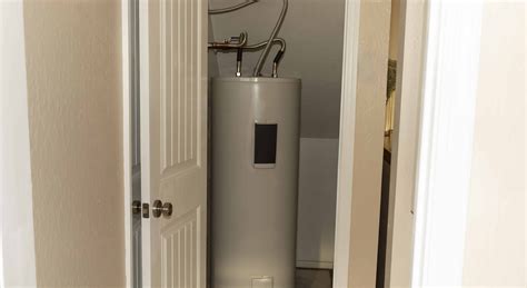 How to Fix a Leaky Hot Water Tank | High Priority Plumbing and Services
