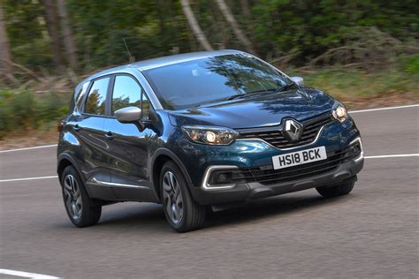 Renault Captur Iconic Tce 90 2018 Uk First Drive Autocar