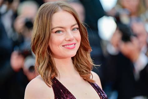 Emma Stone Beams As Reporter Calls Her Emily During Cannes Film Festival Conference Thats My