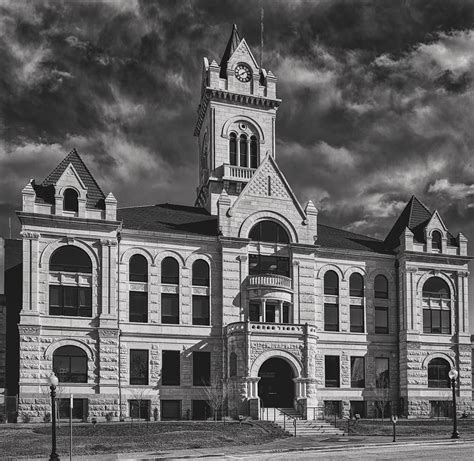 Cole County Courthouse - Jefferson City, Missouri Photograph by ...