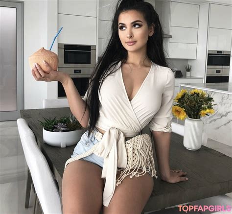 Sssniperwolf Nude OnlyFans Leaked Photo 125 TopFapGirls