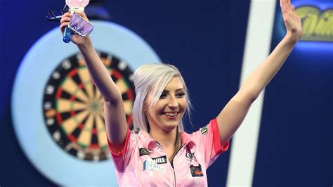 Fallon Sherrock beaten by Chris Dobey at World Darts Championship ...