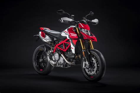 Motorrad Vergleich Ducati Hypermotard 950 SP 2022 Vs KTM 890 Duke R 2021