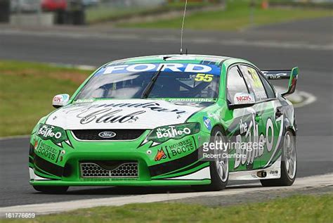 Official V8 Supercar Test Day Photos And Premium High Res Pictures