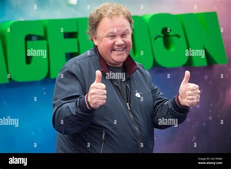 Londonuk Justin Fletcher At The Uk Premiere Of Shaun The Sheep Movie