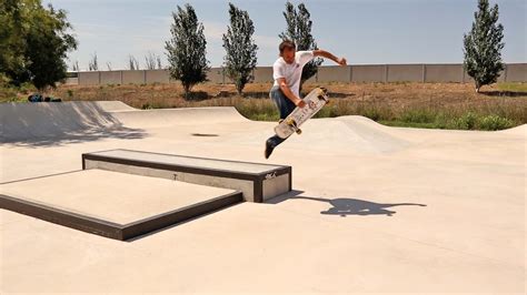 Un Skatepark Muy Guapo En Sollana Youtube