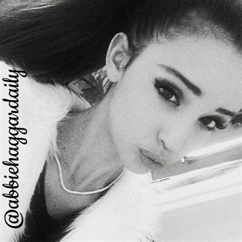 7 Hot Sexy Abbie Haggar Bikini Pics