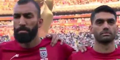 La selección de fútbol de Irán no canta el himno durante el Mundial en