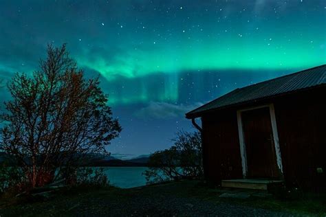 Kiruna Northern Lights Tour with Photographer