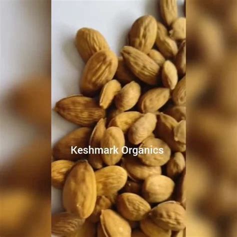 Almonds Dry Fruits at Rs 900/kg in Pampore | ID: 2850590870733