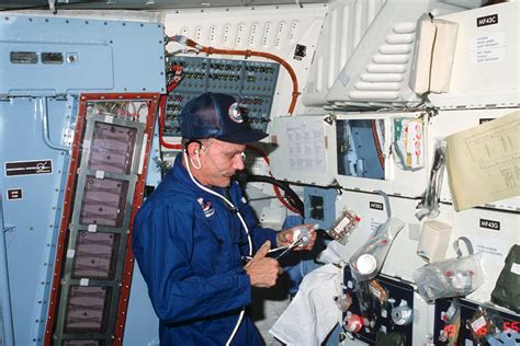 Remember Apollo Astronaut Ken Mattingly | The Payload Blog