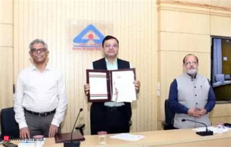 Bis Signs Mou With Top Engineering Institutes For Introducing Indian