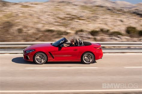 Video: BMW Z4 sDrive30i review finds it comparable to a Miata