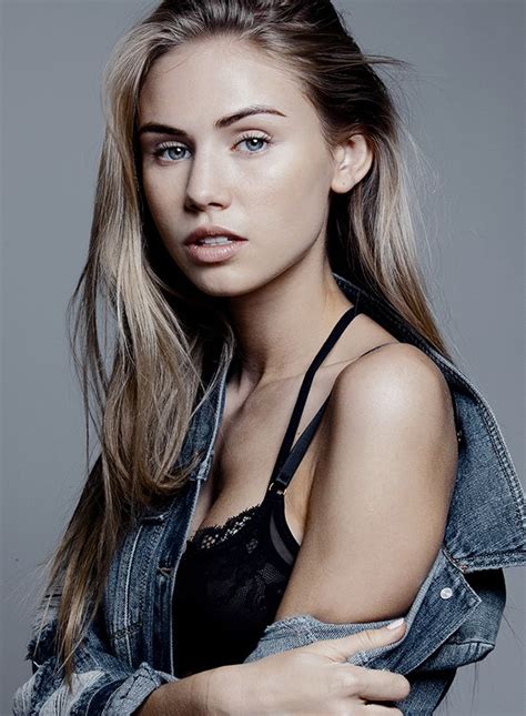 Stunning Photoshoot With Model Scarlett Leithold