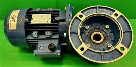 Vela Hp Motor With Stm Rmi Fl Right Angle Speed Reducer Gearbox