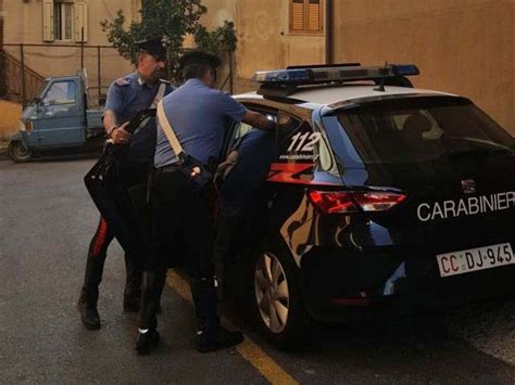 Due Arresti A Cir Marina Eseguiti Dai Carabinieri In Manette Un