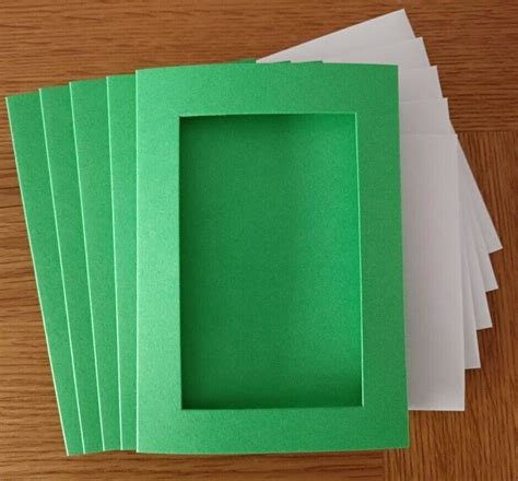 Rectangular Aperture Tri Fold Card Blanks Green Red 5 Pack A6 6x4