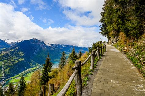 Interlaken Harder Kulm Thunersee Beatenberg Niesen Berner Oberland