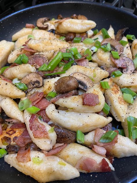 Halushki: Ukrainian Dumplings Made With Creamy Flour And Cheese