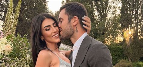 Giulia Salemi E Pierpaolo Pretelli Sono Ancora In Crisi Quel Like