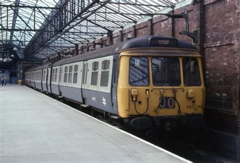 British Rail 303067 Class 303 Blue Train Emu Railway Photo £1 05 Picclick Uk