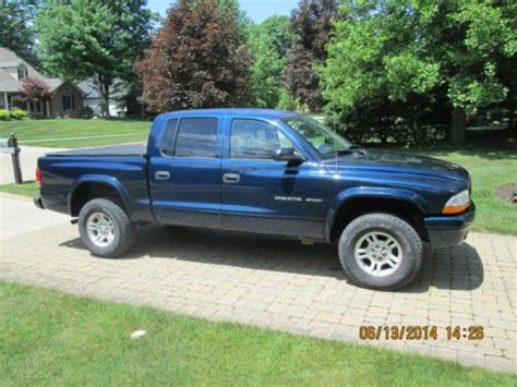 Find Used 2002 Dodge Dakota Quad Cab 4x4 Sport In Avon Ohio United States