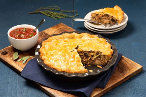 Québec Chicken Tourtière