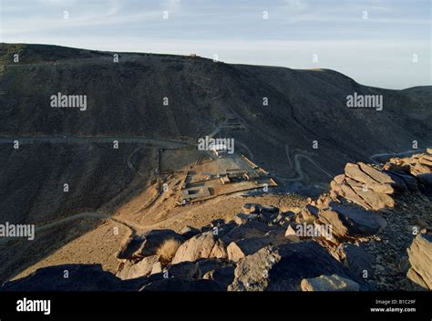 Ahaggar mountains hi-res stock photography and images - Alamy